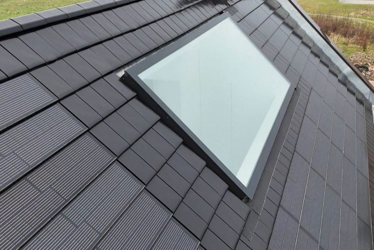 vast-dakramen-schuin-dak-nieuwe-foto-voor-galerij1
